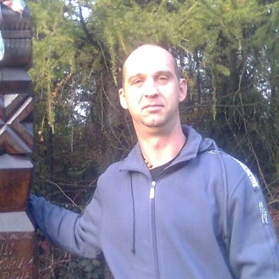 Róbert, Pinnye