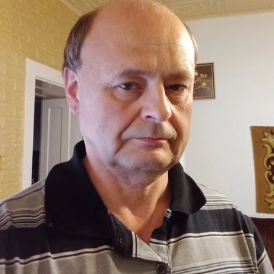 Otto, Párkány