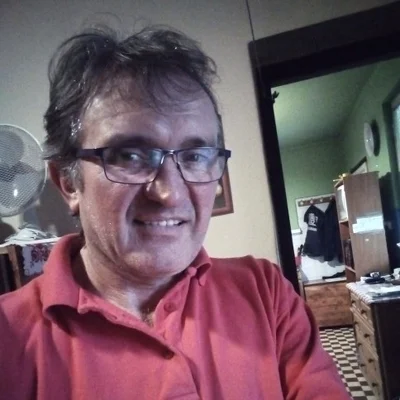 György