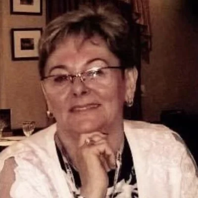Anna, Budapest
