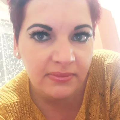 Éva