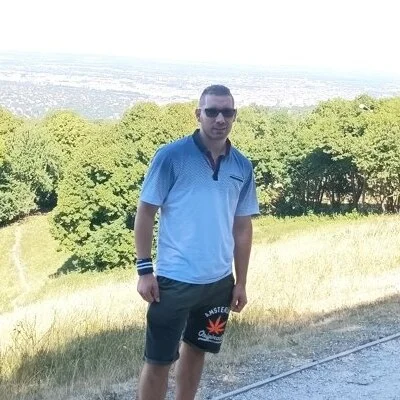 István