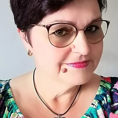 Éva
