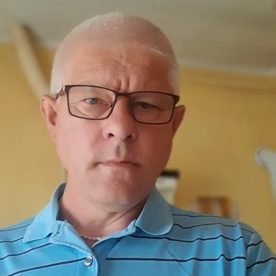László