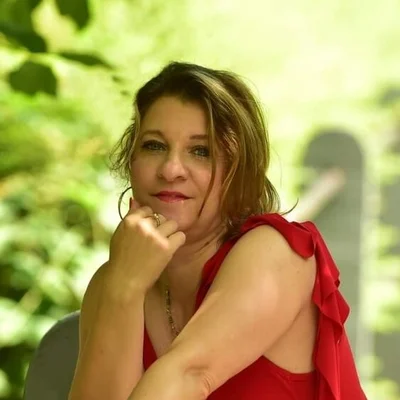 Angéla