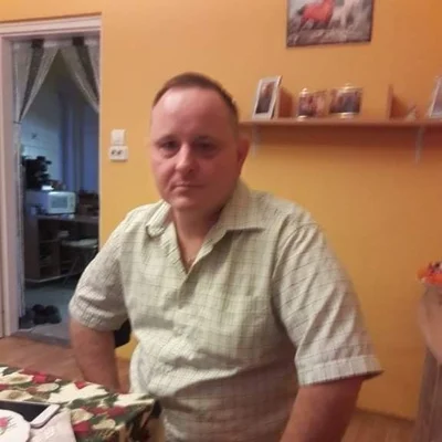 Mári