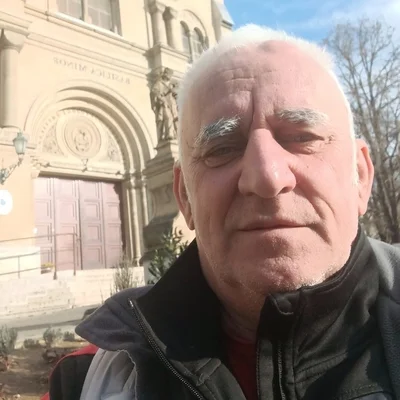 János, Sepsiszentgyörgy