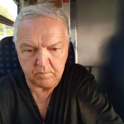 György
