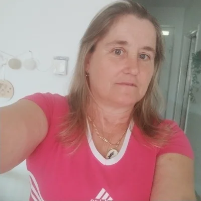 Melina, Salgótarján
