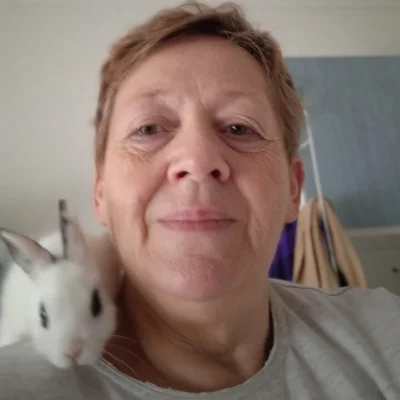 Éva