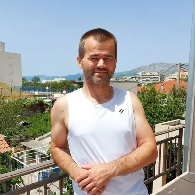 Gabor, Budapest