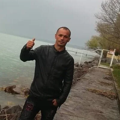 Venci, Kiskőrös