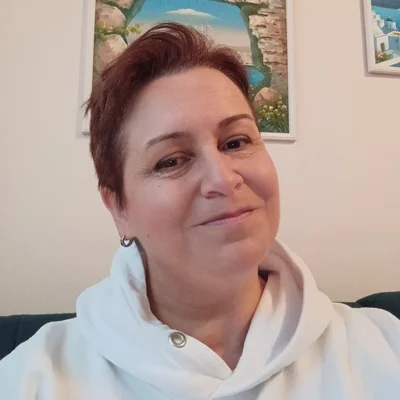 Nóra, Dunaszerdahely
