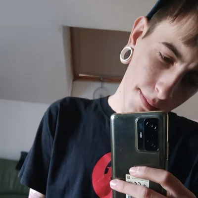 Ricsi, Érd