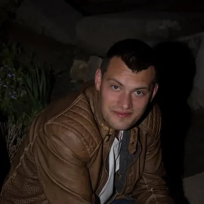 Laszlo, London