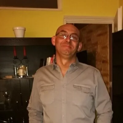 László