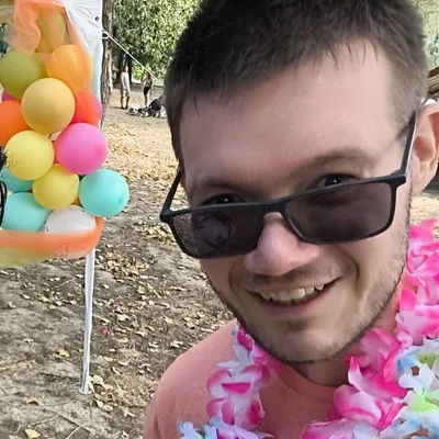 Zsolti, Dunaújváros