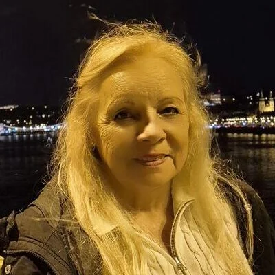 Erika, Budapest