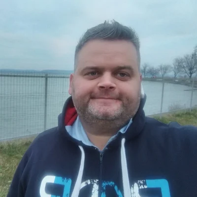 Tamás