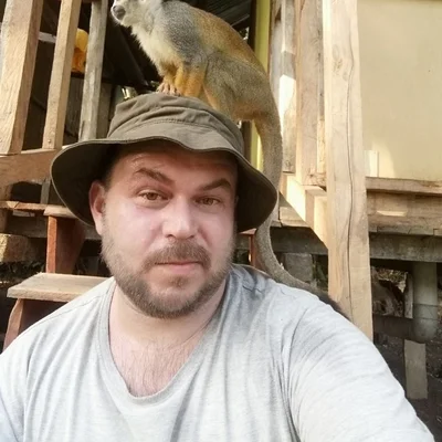 István