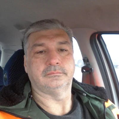 Jani, Érd