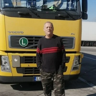 László