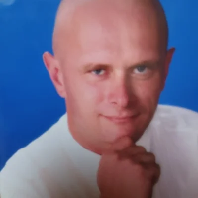 Gábor, Komló