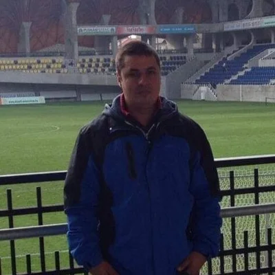 János