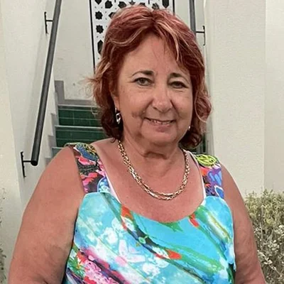 Éva