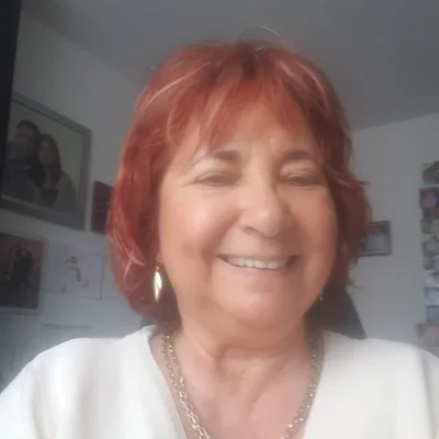 Éva