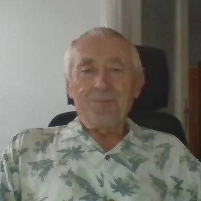 Misi, Üllő
