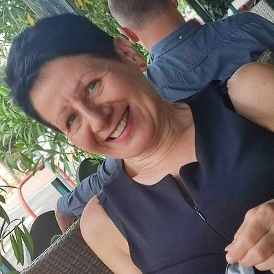 Márti, társkereső Vága