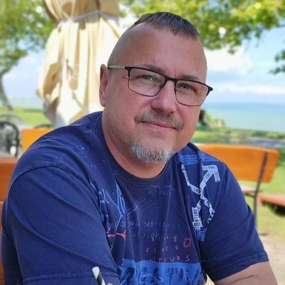 János