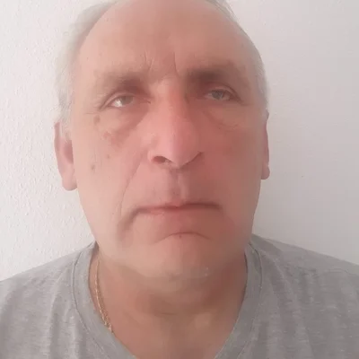Józsi, Vecsés