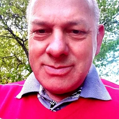 Gyula, Üllő