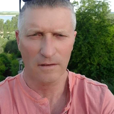 Bálint, Dunaújváros