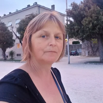 Tünde