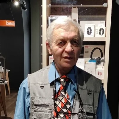 János