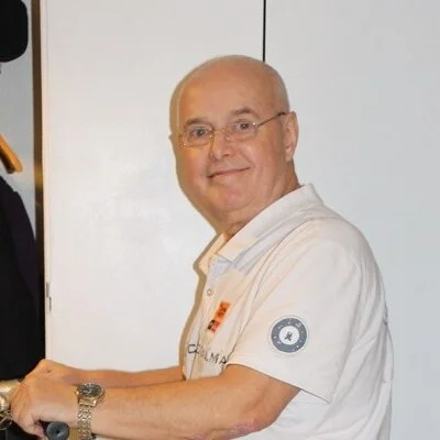 József