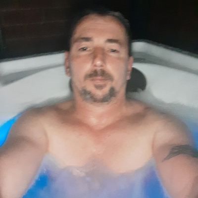 József, társkereső Chester