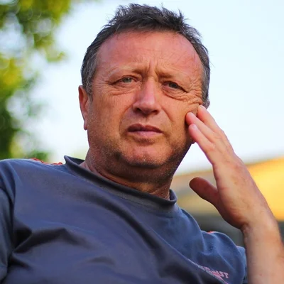 István