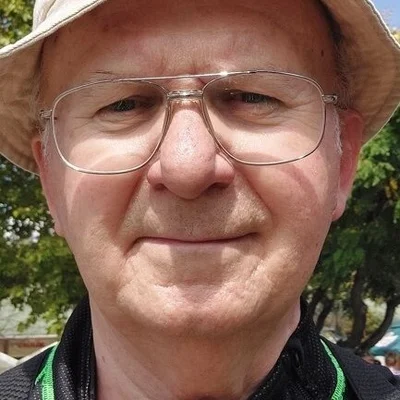 Nevesincsmár