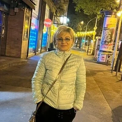 Éva