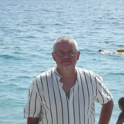 László
