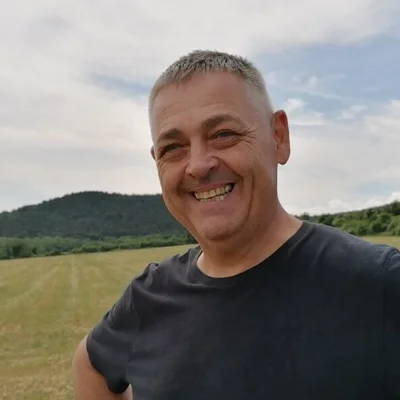 Jani, Budapest