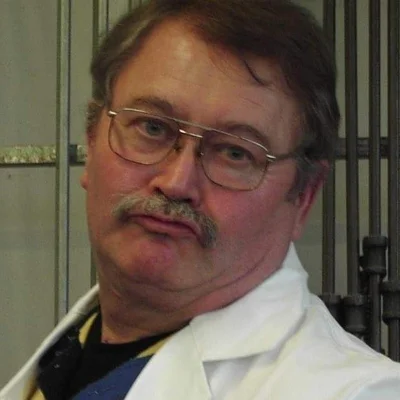 Károly