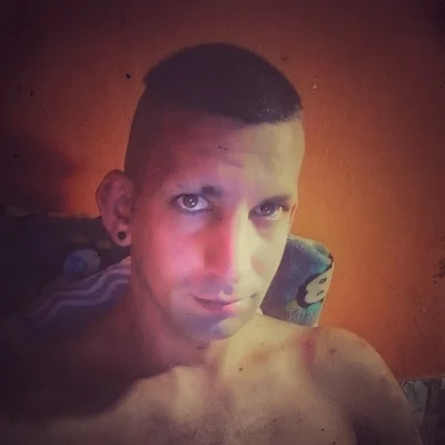 Robi, Hőgyész