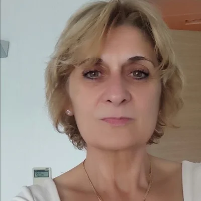 Clara, Vác
