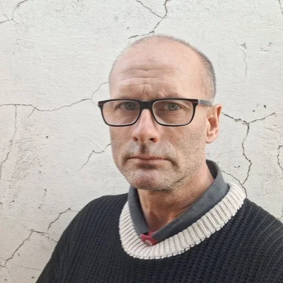János