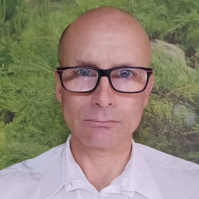 János